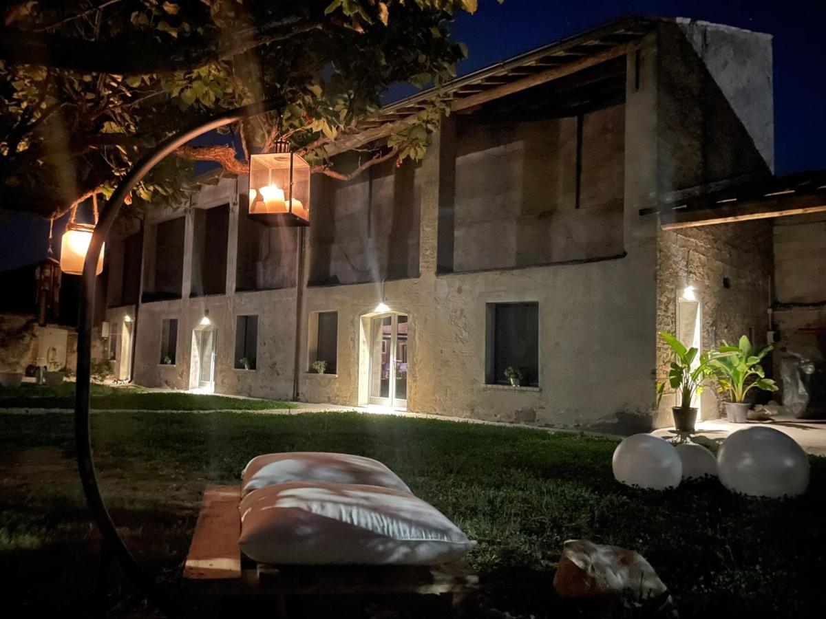 Delax B&B - Adults Only Solferino Bagian luar foto