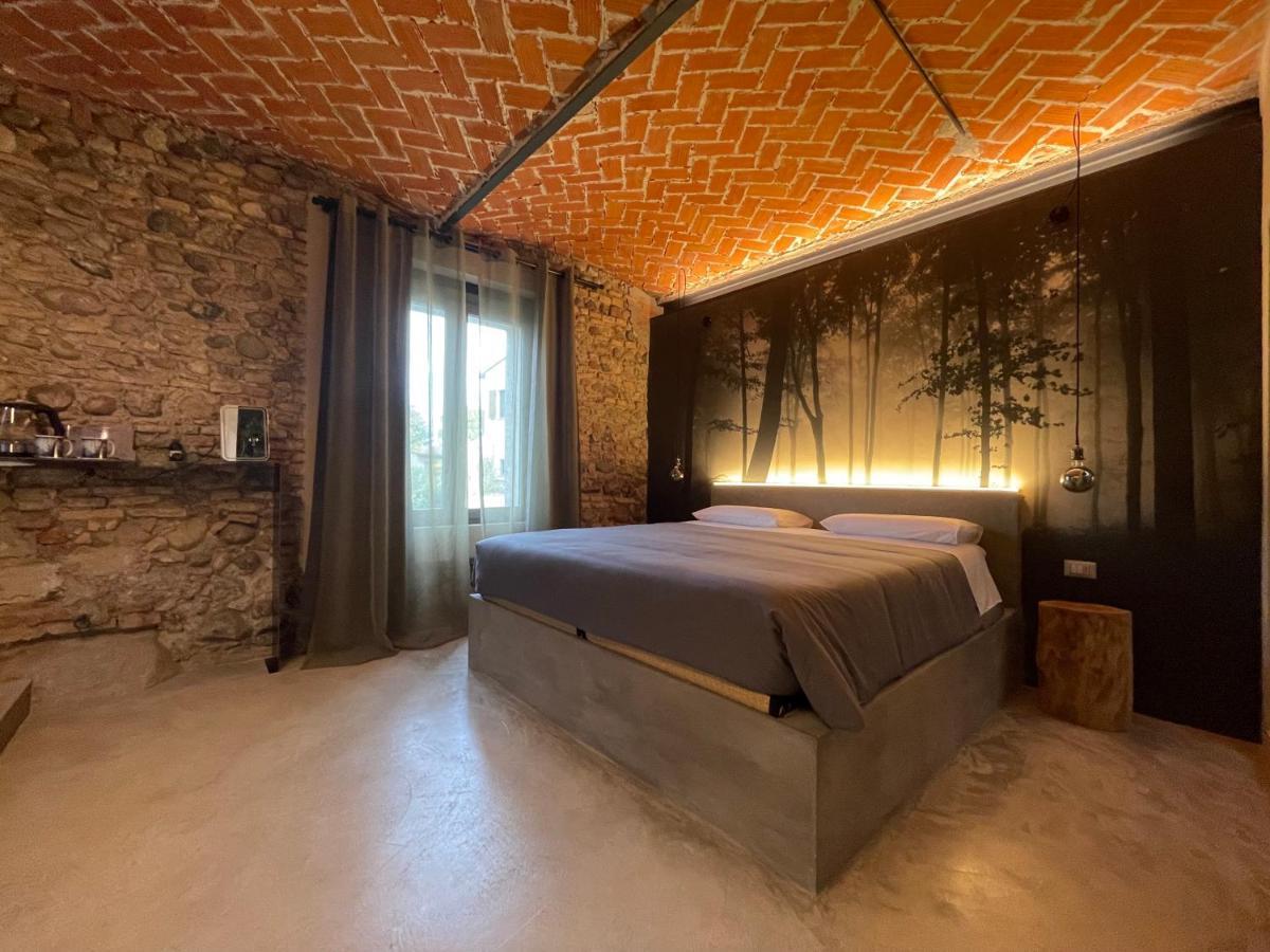 Delax B&B - Adults Only Solferino Bagian luar foto