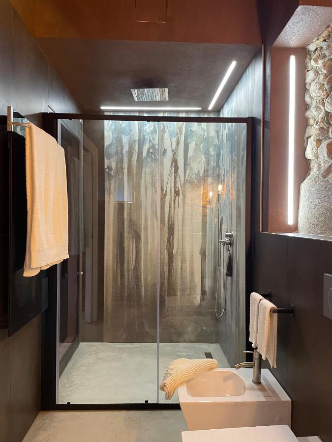 Delax B&B - Adults Only Solferino Bagian luar foto