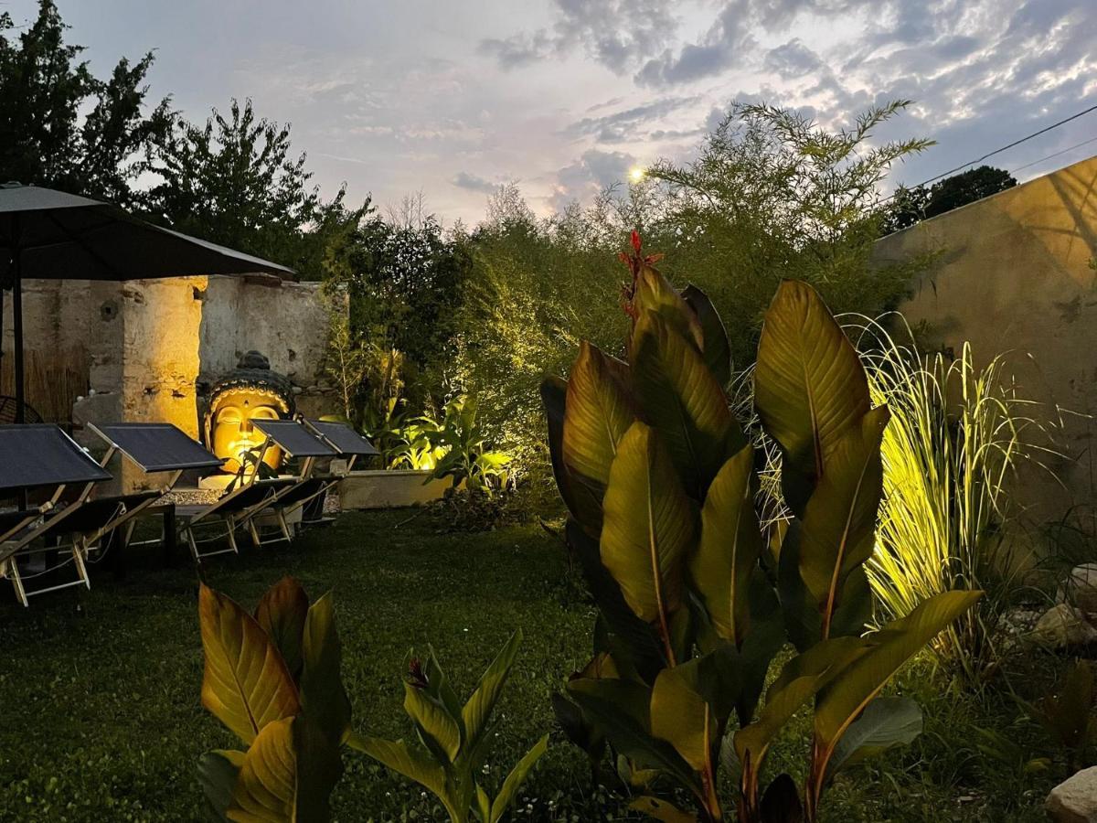 Delax B&B - Adults Only Solferino Bagian luar foto