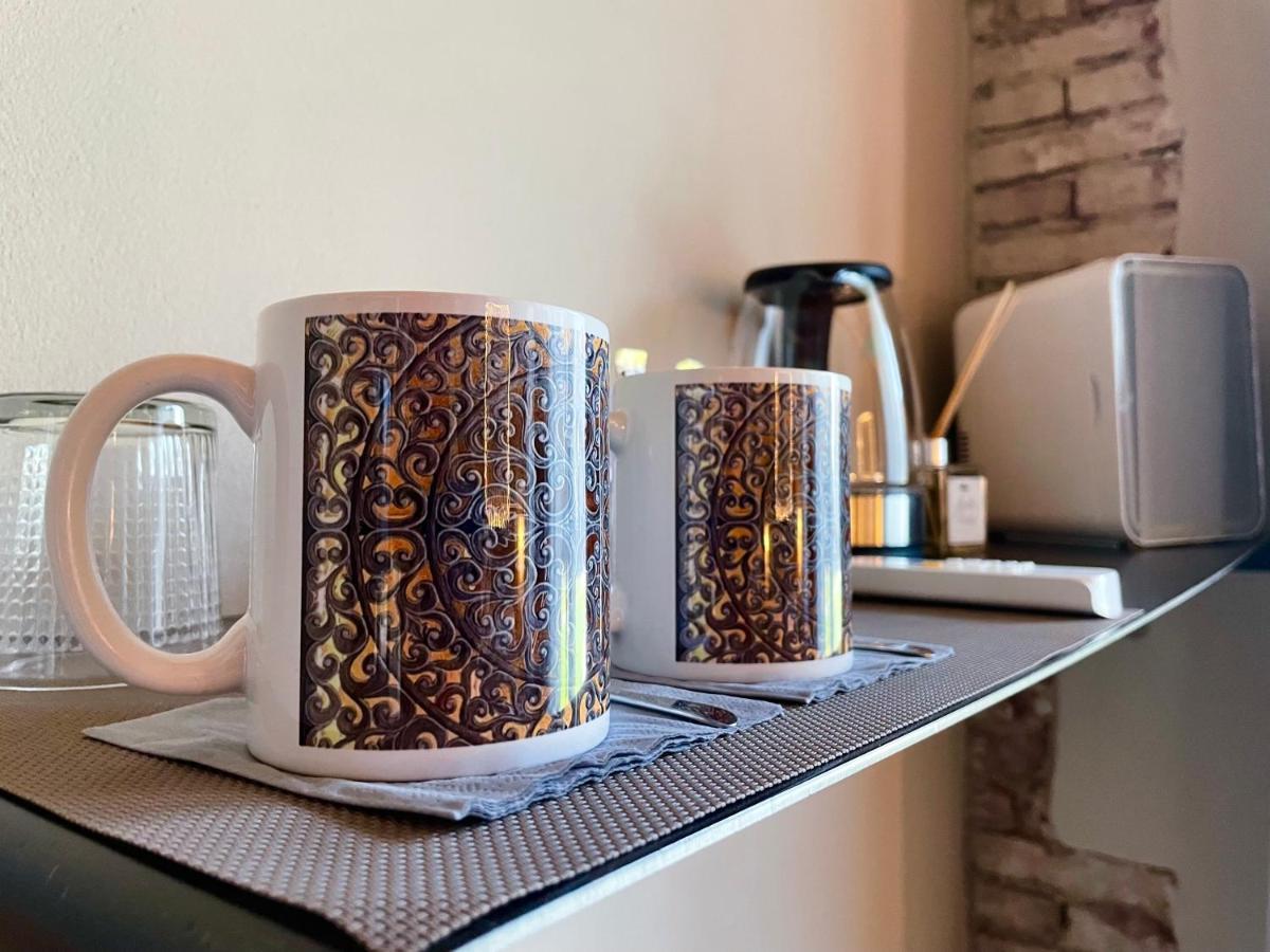 Delax B&B - Adults Only Solferino Bagian luar foto